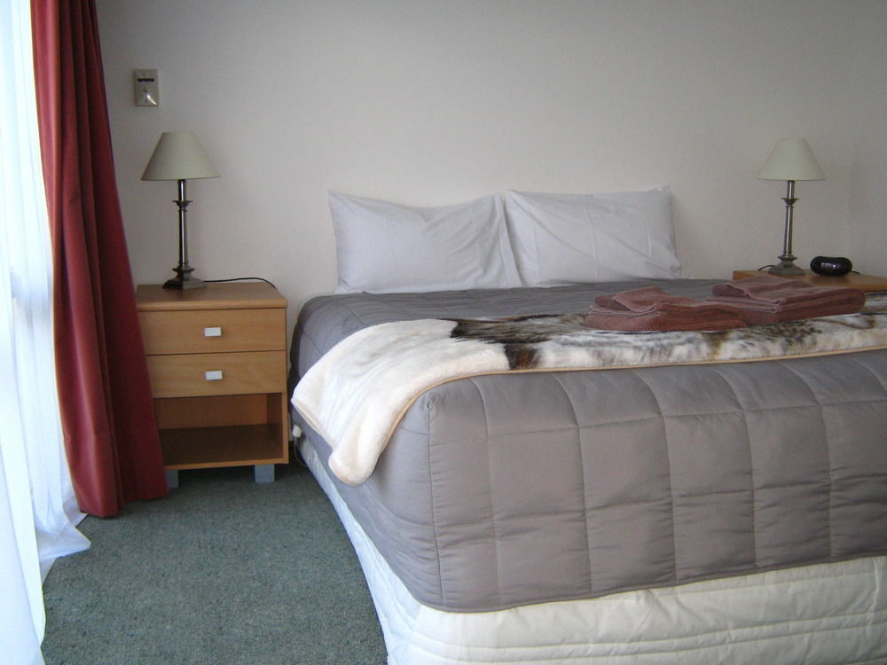 Golden Bay Motel Такака Екстер'єр фото