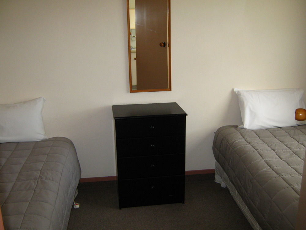 Golden Bay Motel Такака Екстер'єр фото